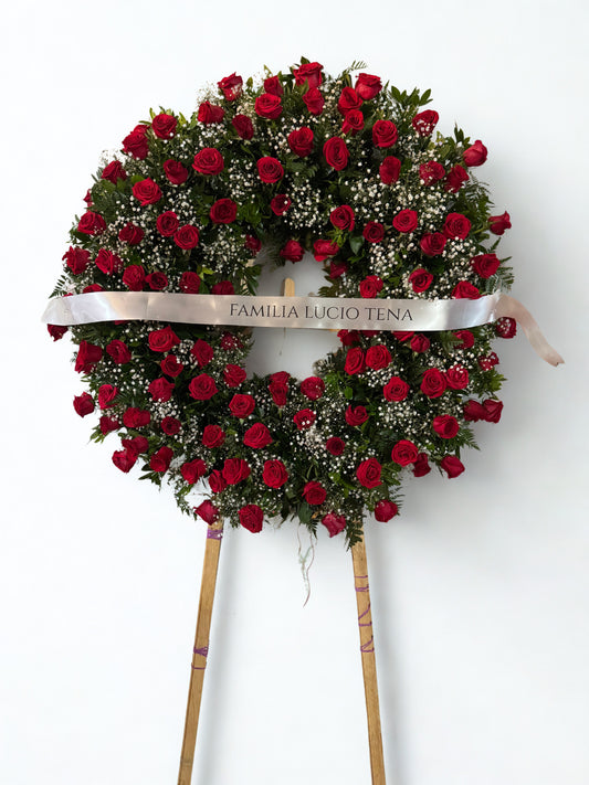 Corona mediana de cubierta de rosas