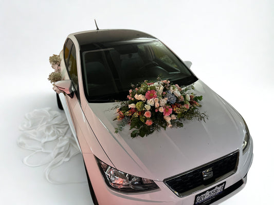 Arreglo de coche mediano flor fina